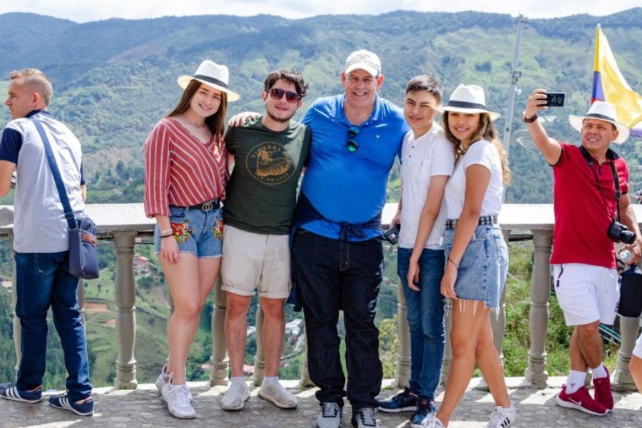 Plan familiar en Guatapé – Nexxt Tours